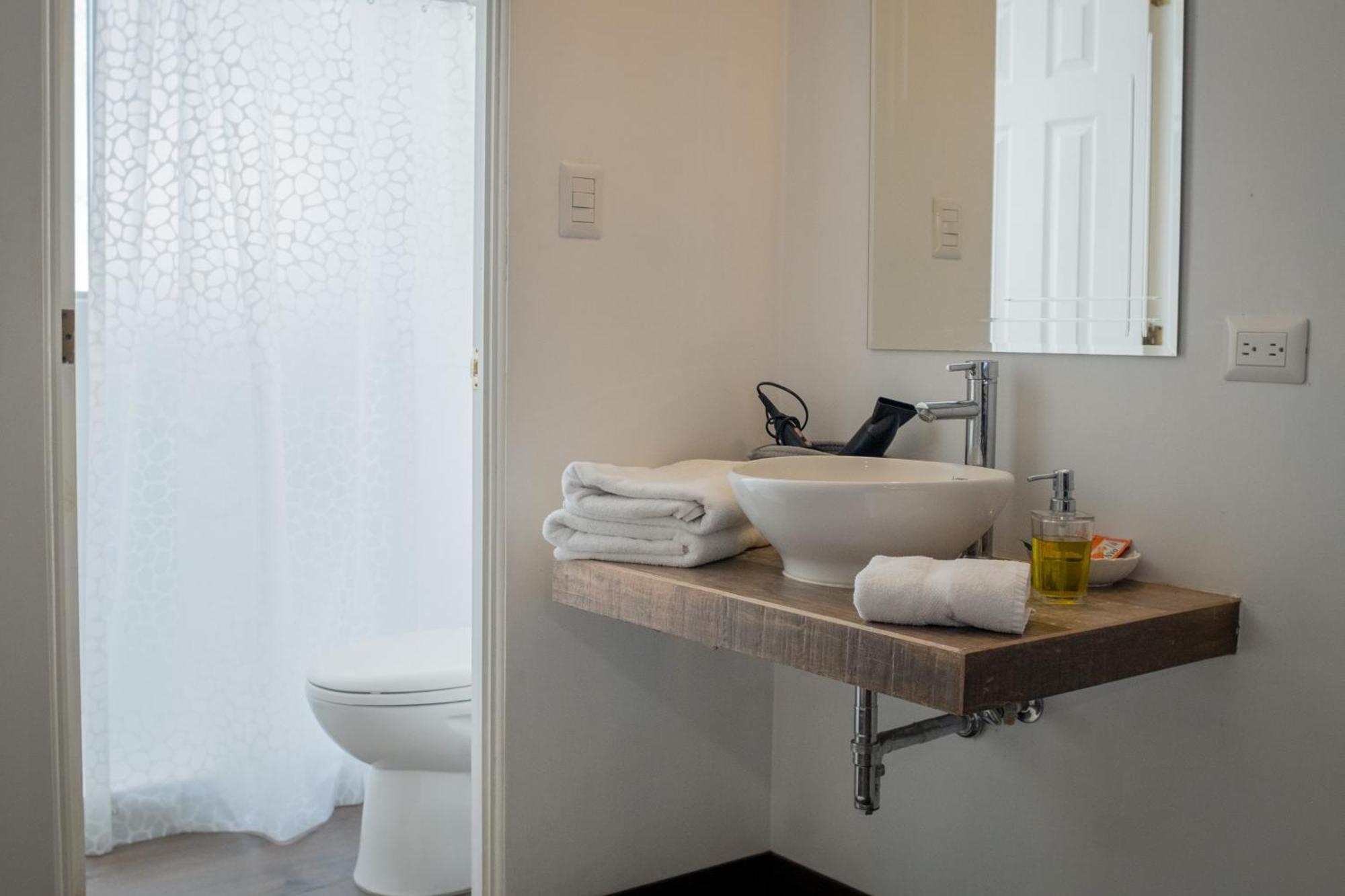 Hotel Residencia Del Sol Guatemala Dış mekan fotoğraf