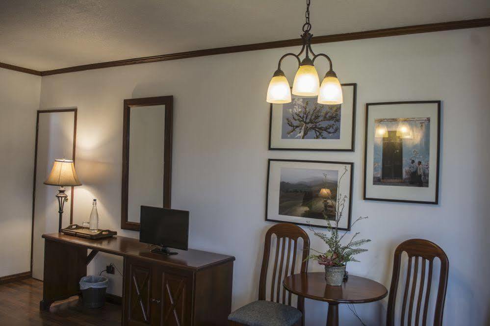 Hotel Residencia Del Sol Guatemala Dış mekan fotoğraf